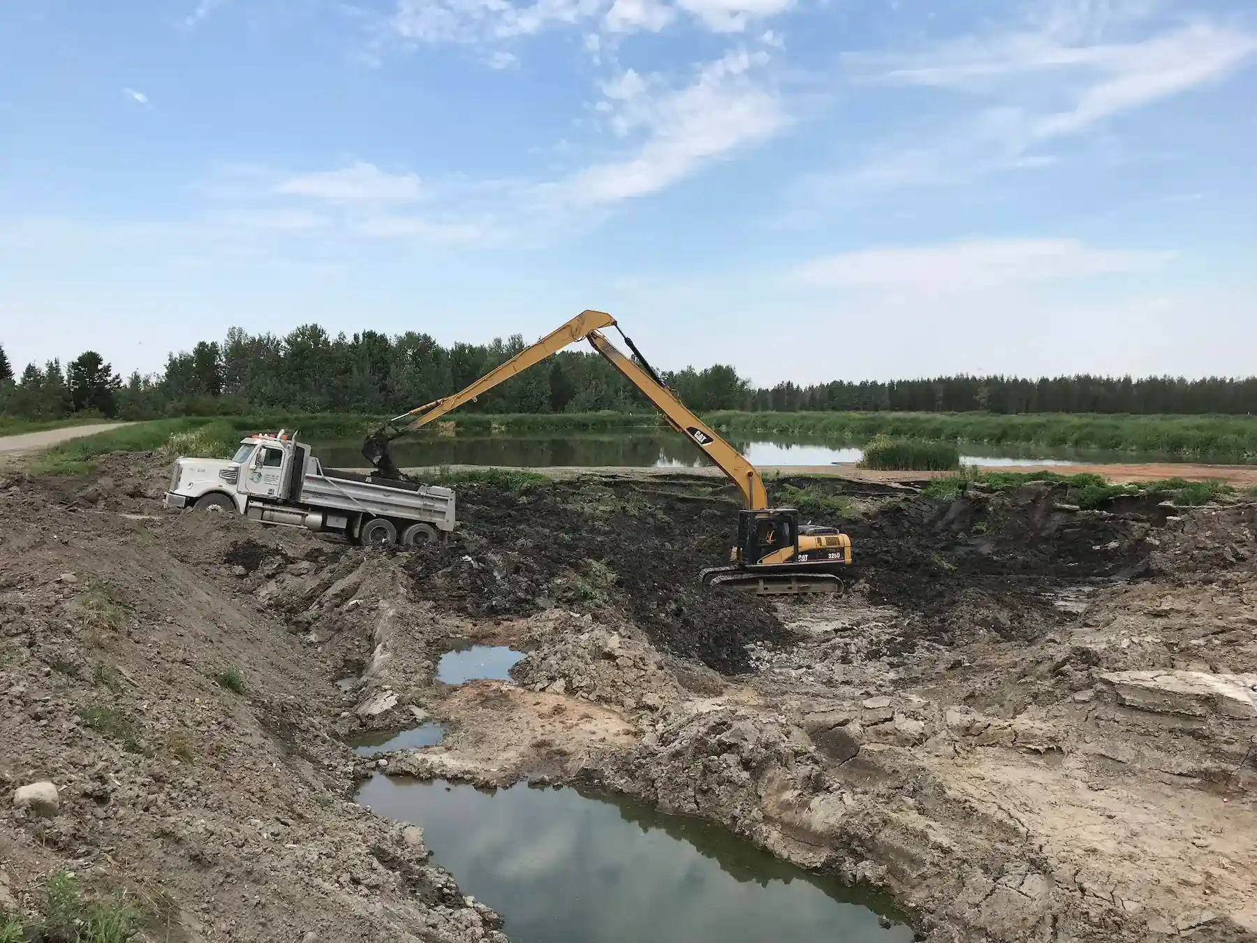 Hauling and excavation? Load ‘em up!